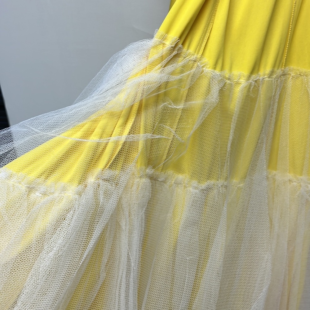 Mock neck embellished open back yellow mermaid gown dress - Picture 8 of 8